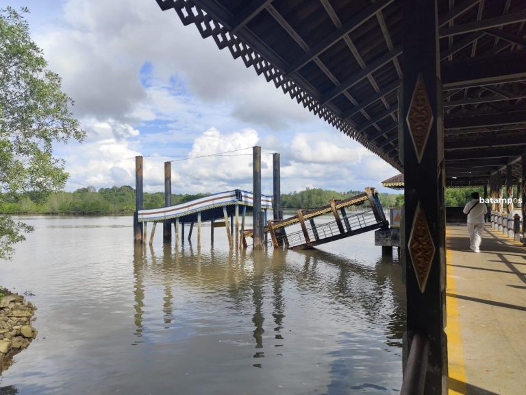 Lapor Pak Wali…Dermaga Kota Rebah Rusak Parah Akibat Tak Dirawat