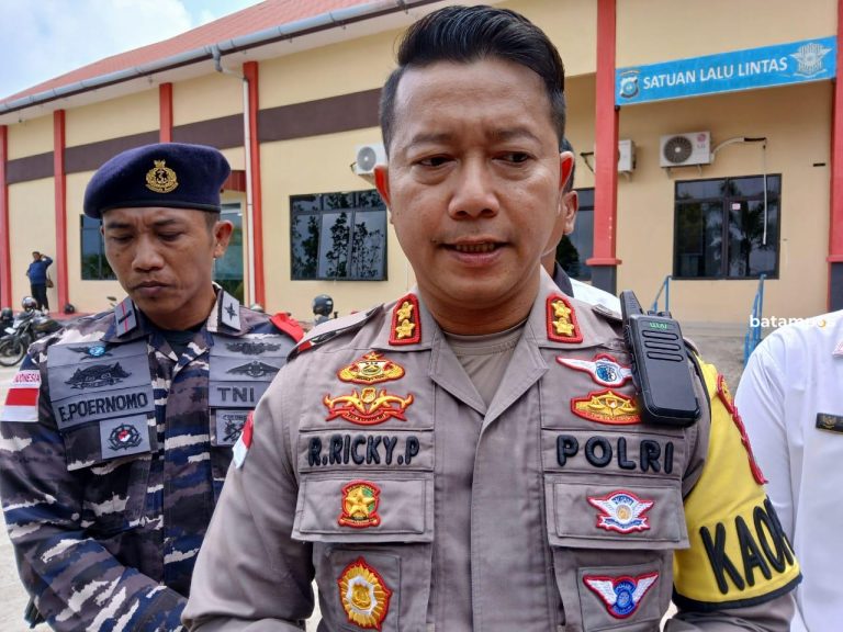 Cegah Peredaraan Narkoba, Polisi Perketat Pengawasan Kapal Pukat Mayang di Pelabuhan Antang