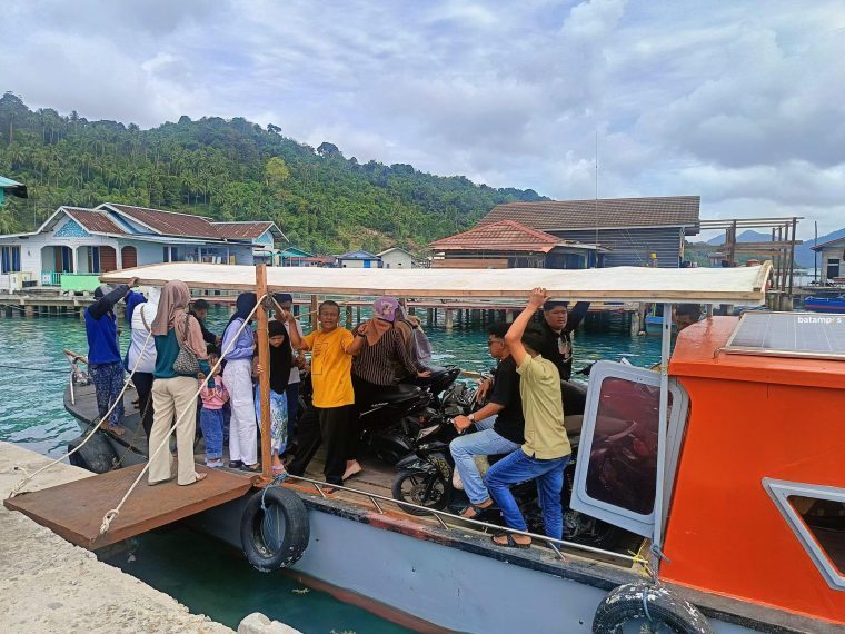 Kapal Roro Dusun-Air Asuk Beroperasi, Konektifitas 3 Kecamatan Akhirnya Terhubung