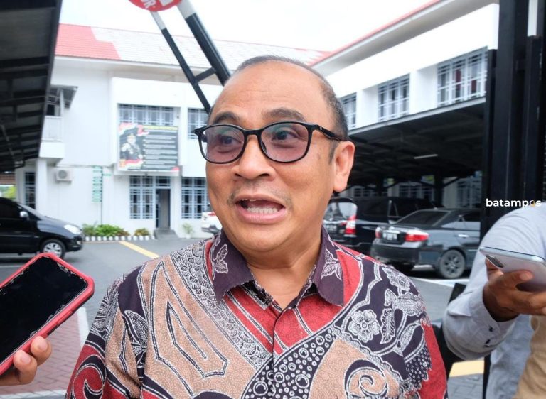 DPRD Tanjungpinang Beli Mobil Baru Ditengah Efesiensi Anggaran