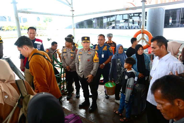 Wakapolda Kepri Tinjau Langsung Pengamanan Arus Balik Lebaran dan Objek Wisata Barelang