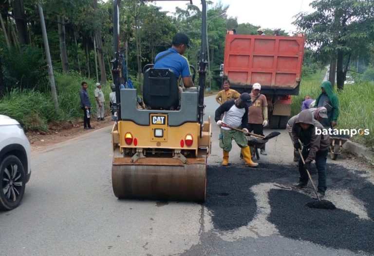 Warga Desak Perbaikan Menyeluruh Jalan S Parman
