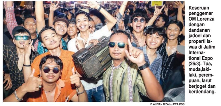 Asyiknya Fans Lintas Generasi OM Lorenza