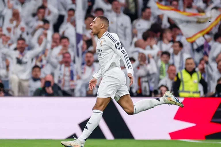 Bermain dengan Sepuluh Pemain, Real Madrid Menang Tipis dari Alaves