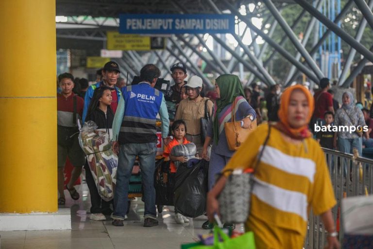 Pelni Batam Pantau Pergerakan hingga 16 April