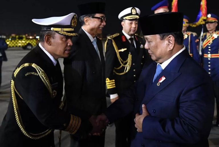 Prabowo Tawarkan Indonesia Sebagai Penjembatan Perang Dagang AS-Tiongkok