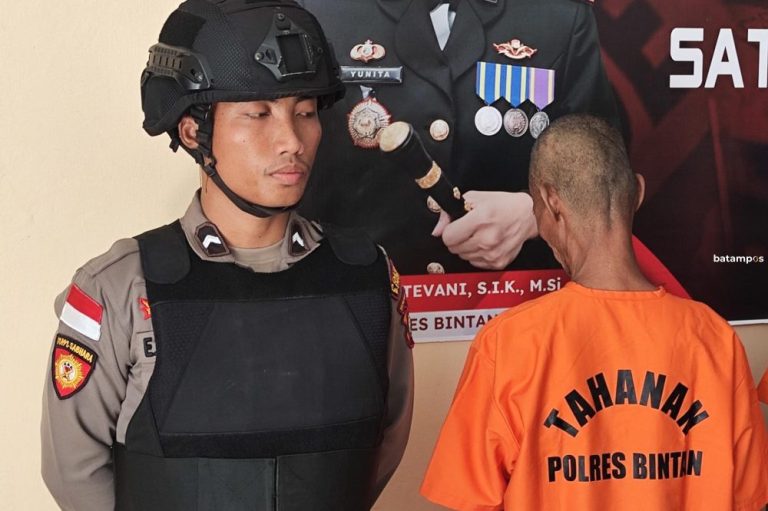 Sakit Hati Diabaikan, Kakek 62 Tahun Bacok Temannya Pakai Parang