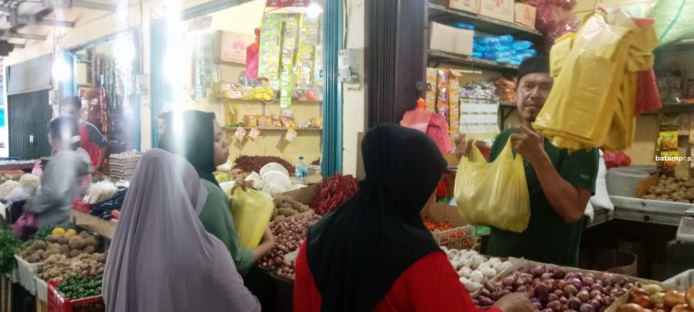 Harga Cabai Setan jadi Rp45 Ribu Per Kg, Pedagang Sebut Daya Beli Warga Karimun Turun