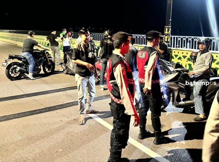 Mabuk di Tempat Umum, Per Orang Dijatuhi Denda Rp300 Ribu