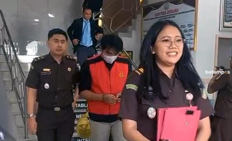 Direktur CV RAR jadi Tersangka dan Ditahan, Korupsi Pembangunan Dermaga Islamic Center Kundur
