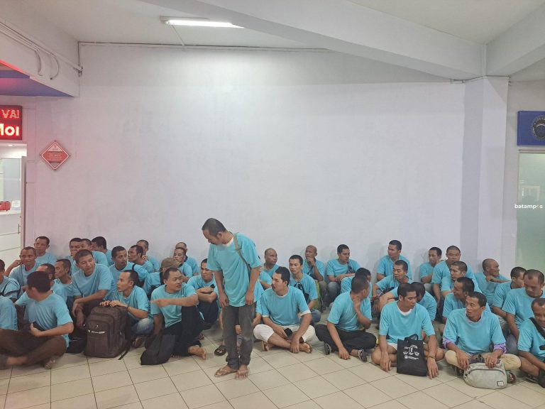 Seratus Lebih PMI Dideportasi Malaysia, Termasuk Bayi dan Anak-anak