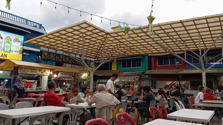 Pedagang Akau Potong Lembu Keluhkan Kebijakan Penarikan Stand