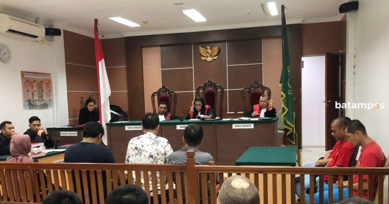 Pencurian Uang Rp 200 Juta di Lubuk Baja, Tiga Terdakwa Diadili di PN Batam