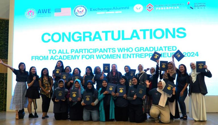 Sebanyak 21 Pengusaha Perempuan Indonesia Binaan AS Diwisuda
