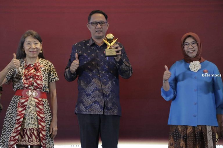 Perumda BPR Tuah Karimun Raih Top BUMD Award Dengan Predikat Bintang 3