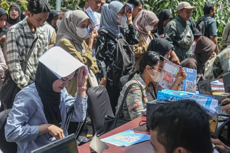Tembus 7,28 Juta Orang, Jumlah Pengangguran Indonesia Tertinggi di ASEAN
