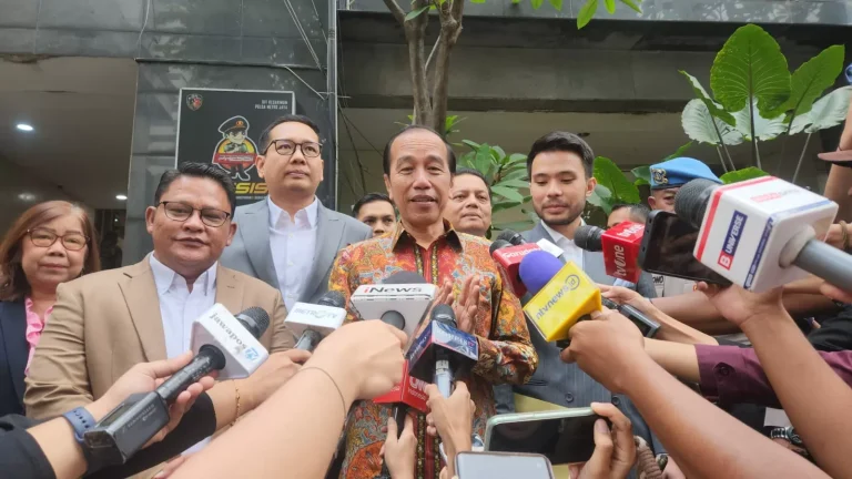 Ini Alasan Jokowi Pilih Buat Laporan soal Tuduhan Ijazah Palsu di Polda Metro Jaya