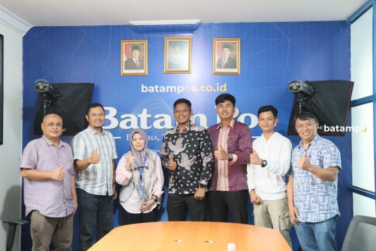 Silaturahmi ke Batam Pos, Imigrasi Anambas Bahas Rencana Sinergi Media