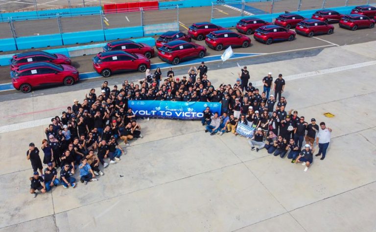 Parade “Volt to Victory” Panaskan Jalan Menuju Jakarta E-Prix 2025