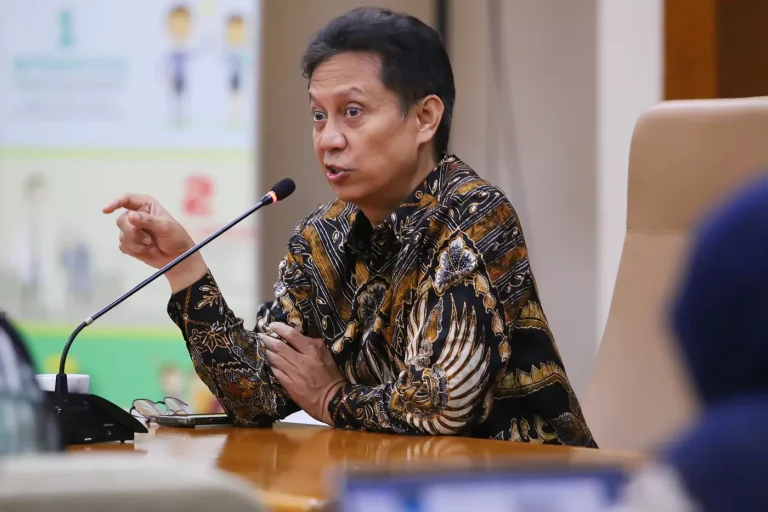 Pemerintah Bantah Indonesia Jadi Kelinci Percobaan Vaksin TBC