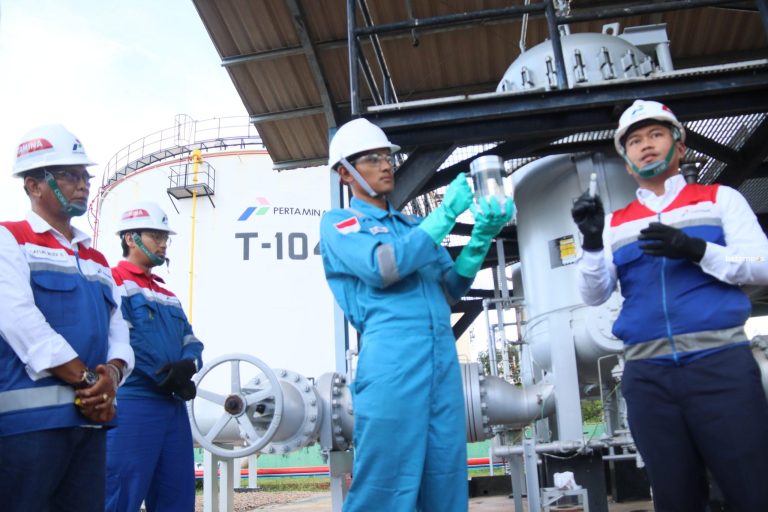 Pastikan Kualitas Avtur Sudah  Sesuai, AFT Hang Nadim Siaga 24 Jam Dukung Penerbangan Haji 2025