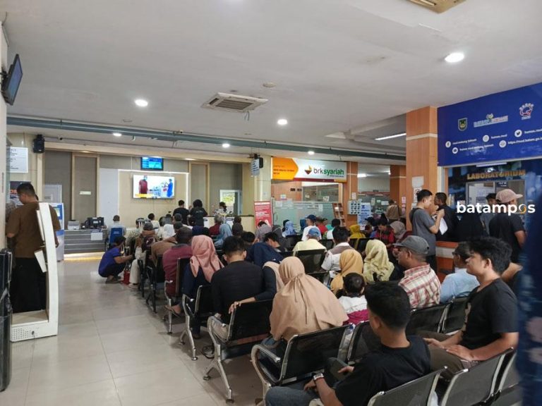 Pascalibur Panjang, Layanan Poli RSUD Embung Fatimah Batam Ramai Pasien