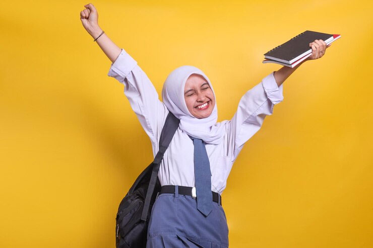 Mengejar Kursi di Sekolah Negeri Batam