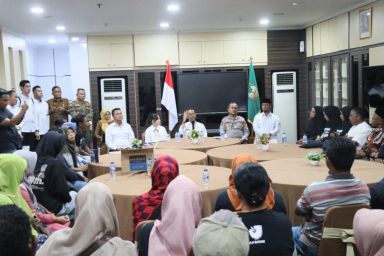 Warga Rempang Temui Wali Kota Batam, Minta Penjelasan Soal Penertiban Lahan Tanjung Banon