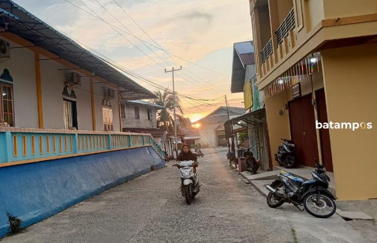 Halo PLN…, Pulau Jemaja, Anambas Lumpuh Total karena Listrik Blackout Hampir 20 Jam