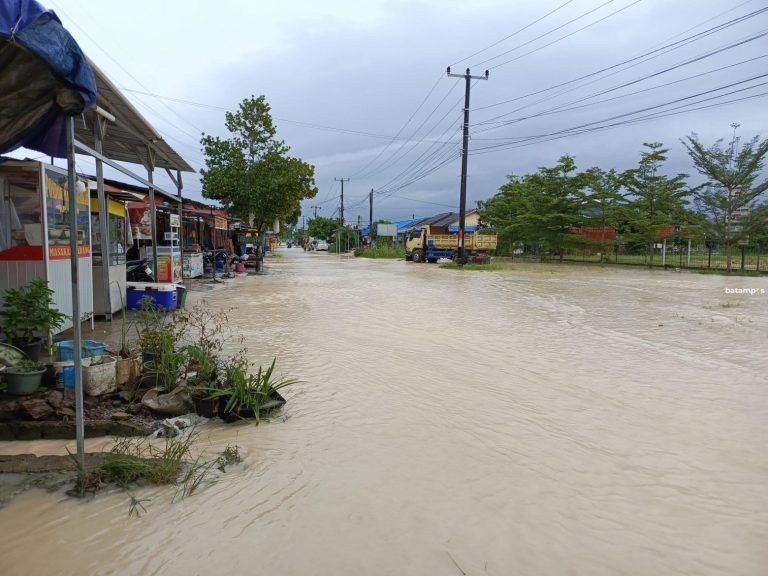 Pelebaran Jalan Tanpa Rencana Saluran Air, Batam Langganan Banjir