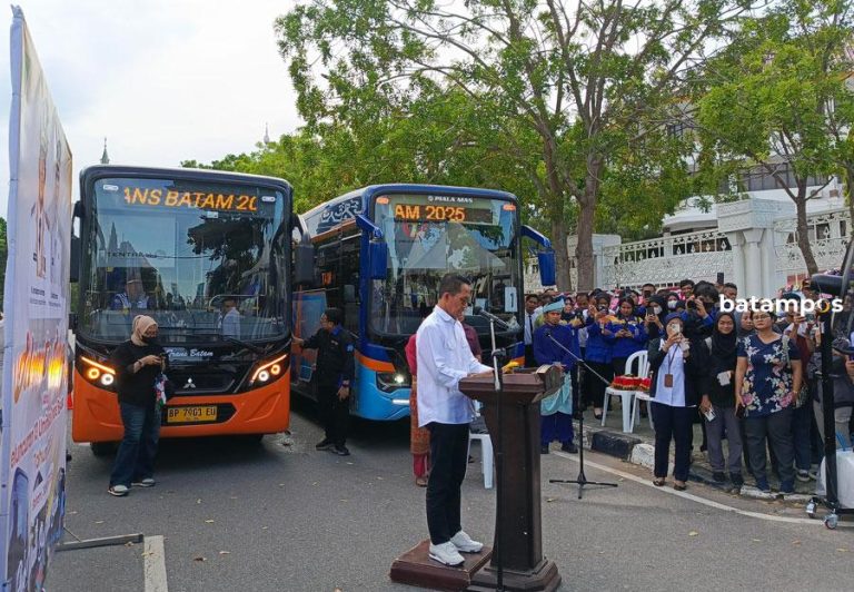 Batam Miliki 13 Bus Canggih, Harga Tiap Unit Rp1,1 Miliar