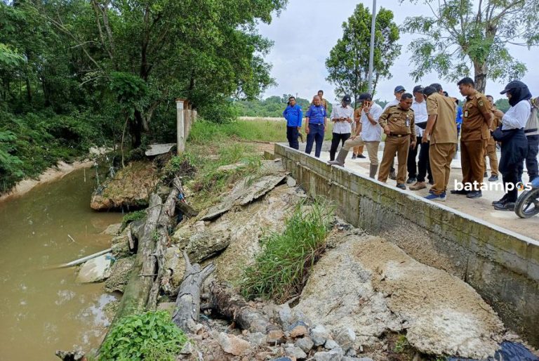 Tim Terpadu Sisir Drainase Batam, Ungkap Penyebab Banjir Kronis di Sagulung dan Batuaji