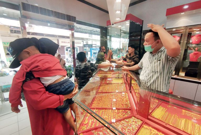 Inflasi Emas Perhiasan Tertinggi Selama 20 Bulan Berturut-turut