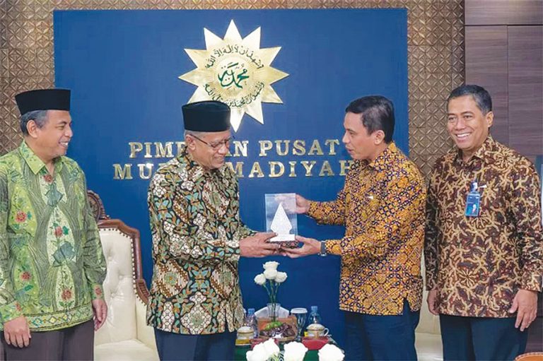 Haedar Nashir: Perguruan Tinggi Muhammadiyah-’Aisyiyah Jangan Asal Beri Gelar Profesor Kehormatan