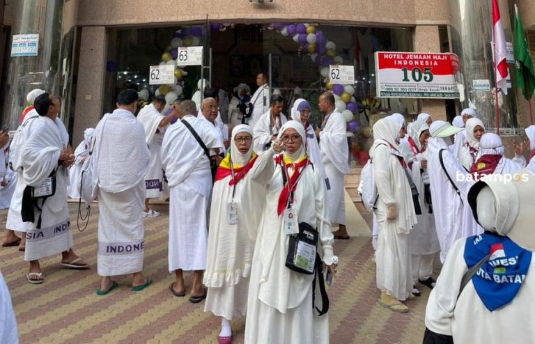 JCH Karimun Laksanakan Umrah Wajib Sebelum Tunaikan Haji