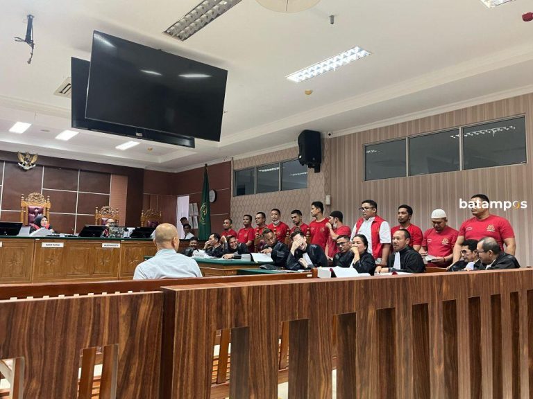 Majelis Hakim Tetap Tangani Kasus 10 Eks Polisi Terlibat Sabu, PN Batam Tegaskan Tak Ada Konflik Kepentingan