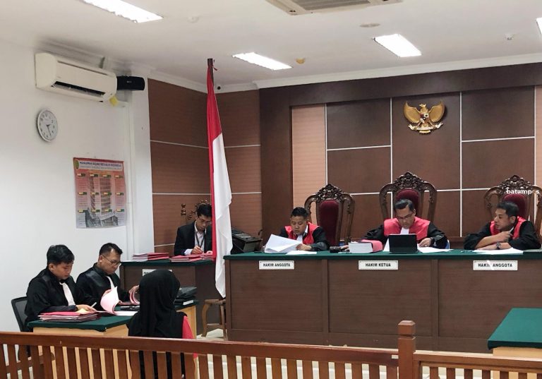 Terlibat Pengiriman PMI Ilegal, Buruh Serabutan di Singapura Dihadapkan ke Meja Hijau