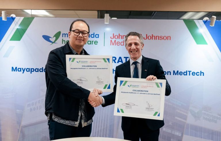Mayapada Hospital Surabaya Luncurkan Bedah Robotik VELYS™, Pertama di Jawa Timur dan Indonesia Timur