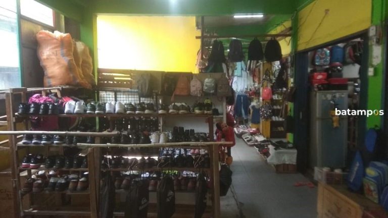 Pedagang Pasar Puakang Menanti Janji Bupati dan Wakil Bupati untuk Majukan Pasar