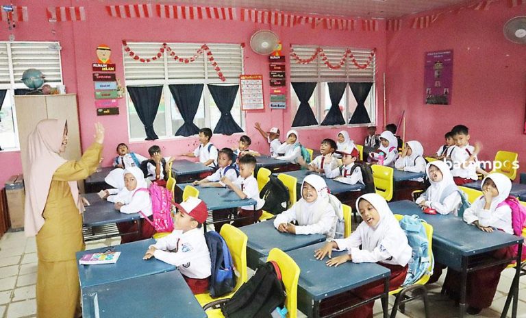 Kadisdik Sebut Batam Kekurangan 700 Guru