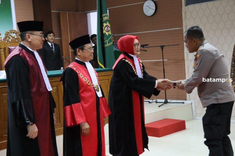 Ketua Baru PN Batam Resmi Dilantik, Siap Perkuat Integritas dan Pelayanan Publik