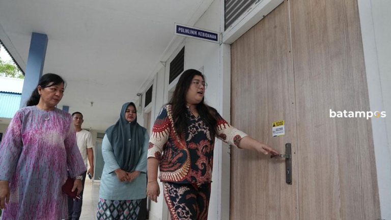Deputi Bidang Pelayanan Umum Tinjau Klinik Baloi, Harapkan Peningkatan Mutu Pelayanan dan Fasilitas
