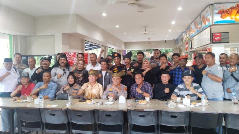 Silaturahmi Tokoh Melayu, Komitmen Tingkatkan Pendidikan Anak Tempatan