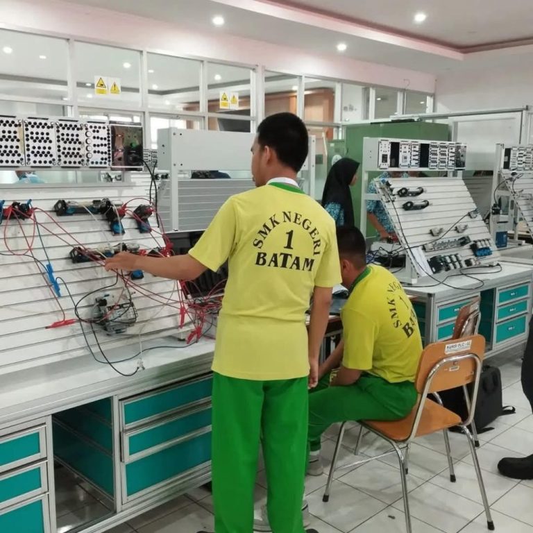 Sambut SPMB, SMKN 1 Batam Tawarkan 6 Keahlian Unggulan