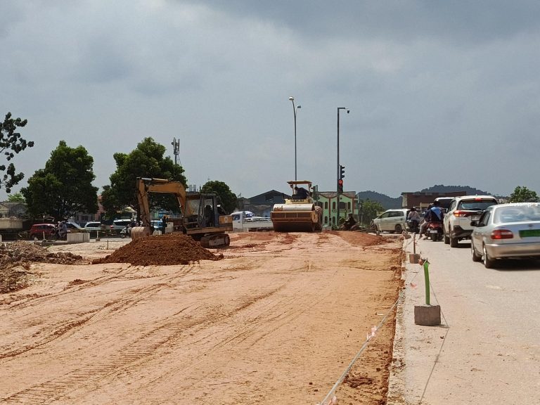 Progres Proyek Pelebaran Jalan R Suprapto Batuaji, Solusi Kemacetan Kian Dekat