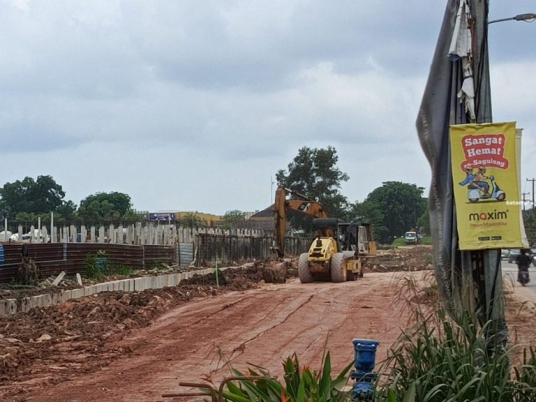 Proyek Drainase dan Pelebaran Jalan di Sagulung Masuk Tahap Pengerasan