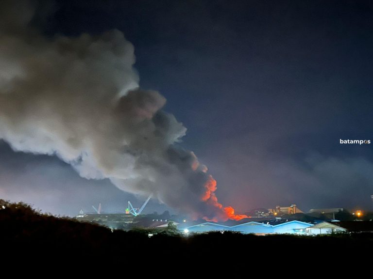Empat Gudang Limbah B3 PT Desa Air Cargo Terbakar, Kerugian Capai Rp26 Miliar