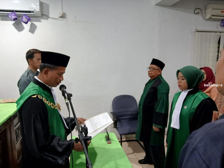 Lantik Hakim Baru, Pengadilan Agama Tarempa Fokus Optimalkan Pelayanan Jemput Bola Ke Masyarakat