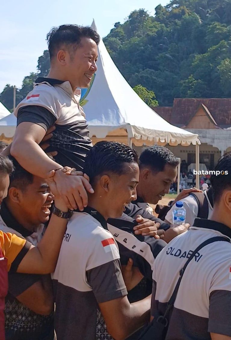 Jalan Santai HUT Bhayangkara di Anambas Diwarnai Momen Haru, AKBP Raden Ricky Pamit Undur Diri