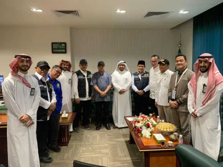 Indonesia-Arab Saudi Bahas Peluang Penggunaan Bandara Taif untuk Haji dan Umrah
